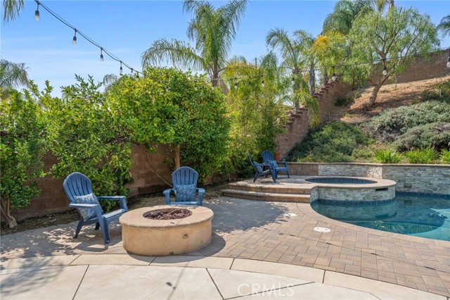 5161 Morning Glory Court, Chino Hills CA: https://media.crmls.org/medias/7962673b-4550-4a6b-8a07-43aad40c4f8e.jpg