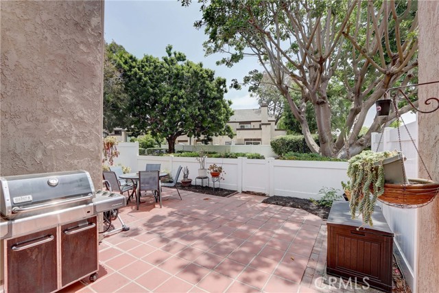 Detail Gallery Image 39 of 45 For 904 Lombard Ct, Costa Mesa,  CA 92626 - 3 Beds | 2/1 Baths
