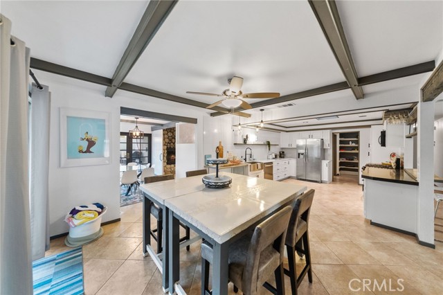 Image 33 of 66 For 2306 Acacia Rd E