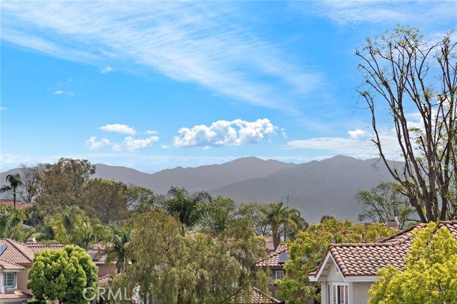3 Sepulveda, Rancho Santa Margarita CA: https://media.crmls.org/medias/7964169d-951a-4bf7-8384-b8a031e8ae94.jpg