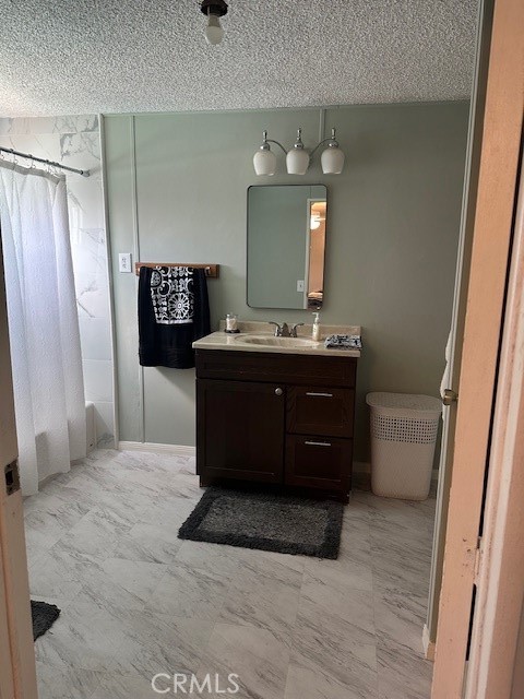 2300 S Lewis Street, Anaheim CA: https://media.crmls.org/medias/79641d61-68c7-4686-b102-a6d776b6eef6.jpg