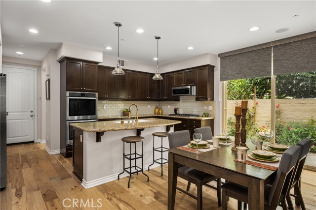 8315 Kendall Drive, Huntington Beach CA: https://media.crmls.org/medias/7964450f-7c0b-4e5f-a0b3-c1842dc08842.jpg