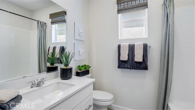 Detail Gallery Image 10 of 22 For 2618 E Hyde Paseo, Ontario,  CA 91762 - 3 Beds | 2/1 Baths