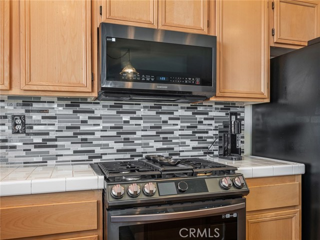 Detail Gallery Image 17 of 42 For 12685 Biscayne, Victorville,  CA 92392 - 5 Beds | 3/1 Baths