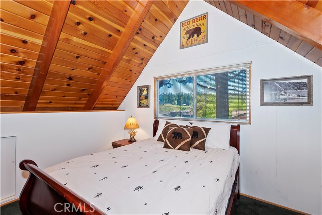 Detail Gallery Image 24 of 36 For 42759 Peregrine Ave, Big Bear Lake,  CA 92315 - 3 Beds | 2 Baths