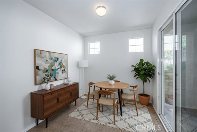 Detail Gallery Image 18 of 40 For 23321 Beachcomber Ln, Valencia,  CA 91355 - 4 Beds | 2/1 Baths