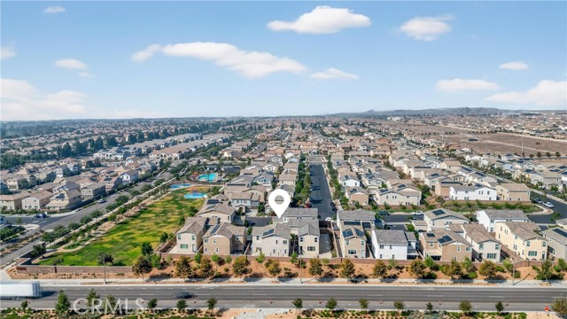16765 Stags Leap Lane, Fontana CA: https://media.crmls.org/medias/79661c2a-0340-4194-a97b-981cbe763f75.jpg