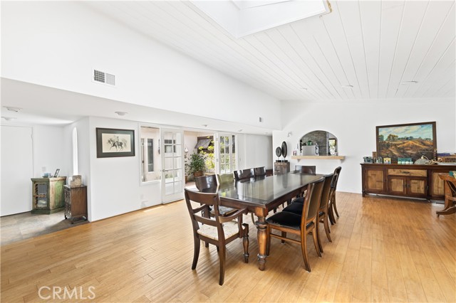 Detail Gallery Image 10 of 32 For 317 Walnut St, Costa Mesa,  CA 92627 - 4 Beds | 2 Baths