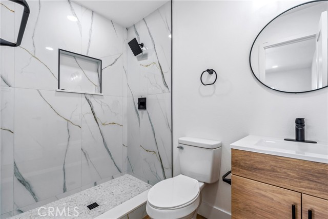 4755 Gettysburg Avenue, Chino CA: https://media.crmls.org/medias/796708b0-ccf8-45d9-b74e-6e20897ab68f.jpg