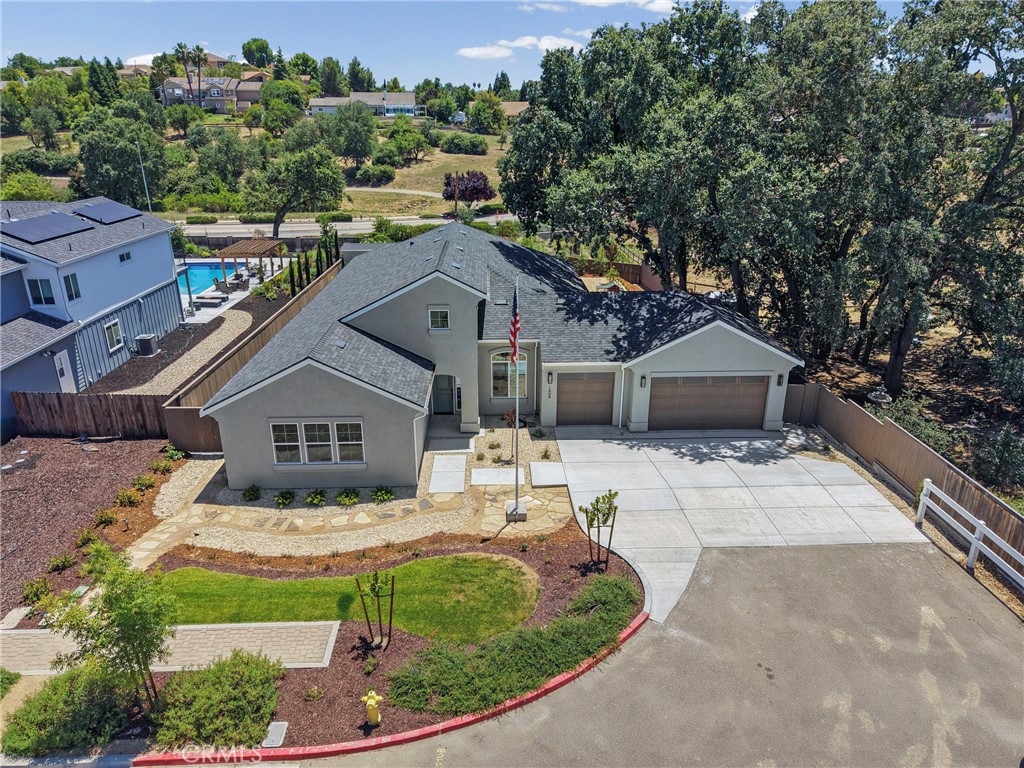 https://media.crmls.org/medias/7967108f-6cd1-4e48-ba75-184db7c545e2.jpg?preset=X-Large