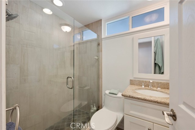 Image 30 of 60 For 673 Cliffwood