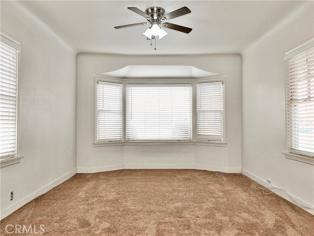 10505 Artesia Blvd., Bellflower CA: https://media.crmls.org/medias/79683ff0-a523-4be0-91e7-38db29bfeee4.jpg