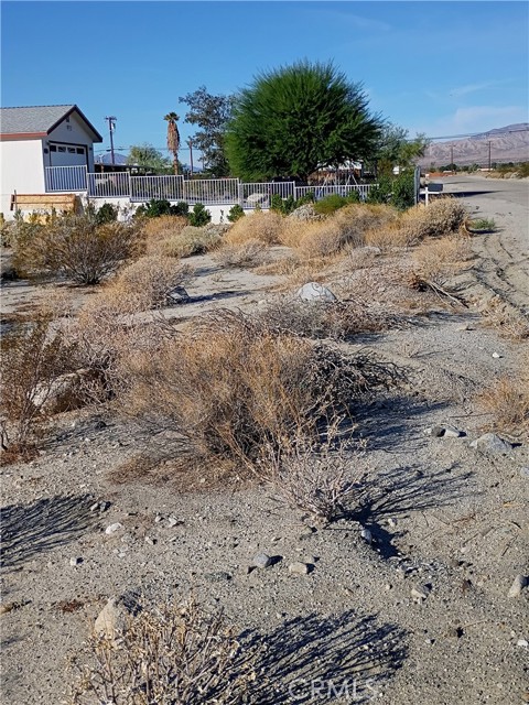 Detail Gallery Image 6 of 11 For 0 Thomas Ave, Desert Hot Springs,  CA 92240 - – Beds | – Baths