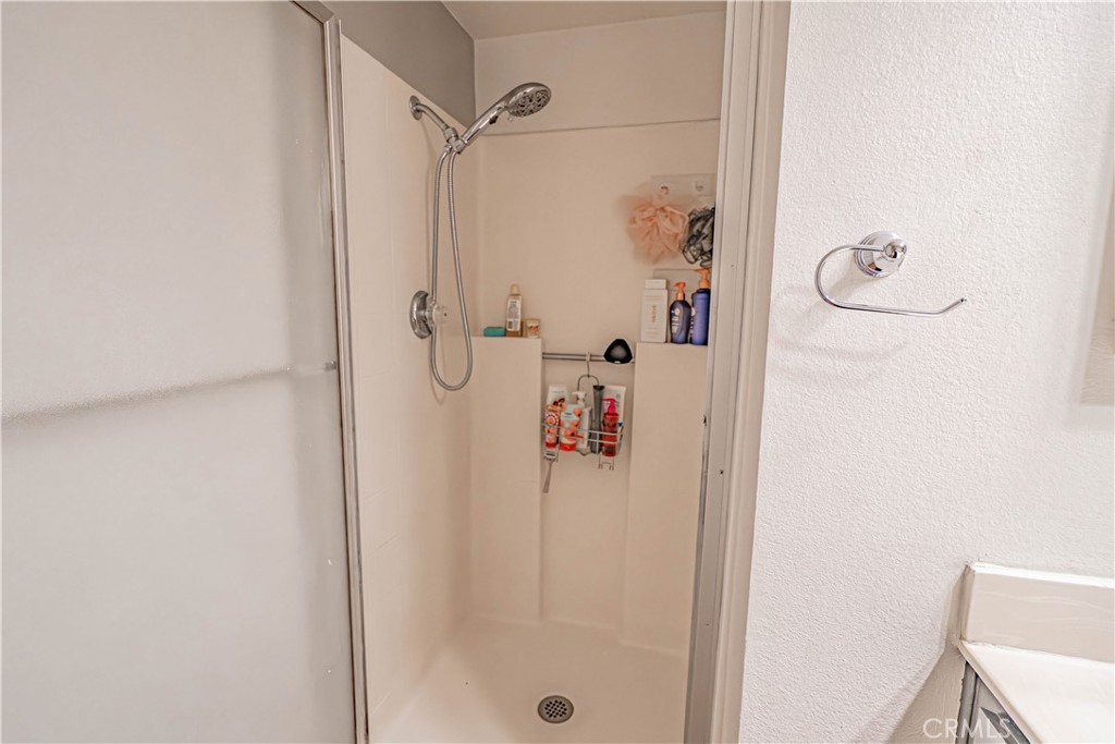 https://media.crmls.org/medias/7969468e-2665-4593-a93a-651ae4d22efe.jpg?preset=X-Large