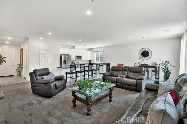 Detail Gallery Image 12 of 33 For 31857 Abbott Ct, Menifee,  CA 92584 - 3 Beds | 2 Baths