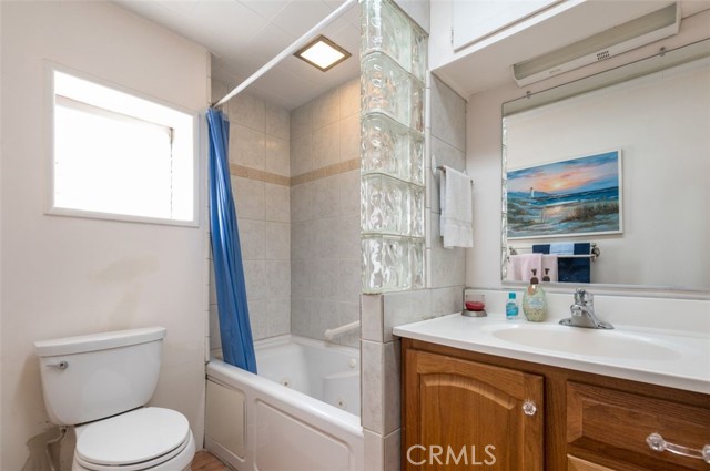 Detail Gallery Image 8 of 18 For 1769 Gates, Manhattan Beach,  CA 90266 - 2 Beds | 2 Baths