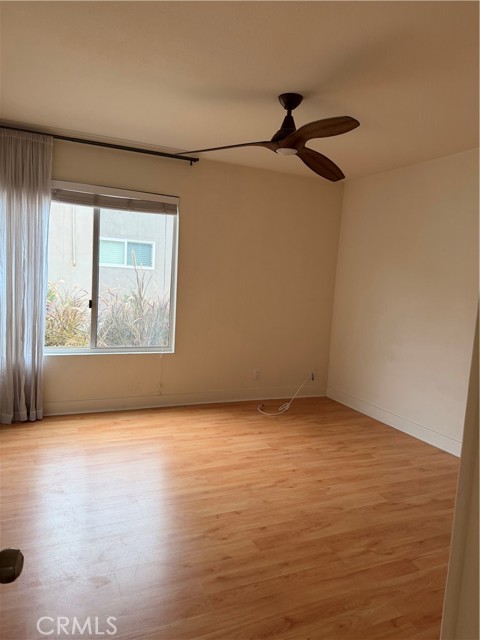 Detail Gallery Image 23 of 31 For 418 #a E Oceanfront, Newport Beach,  CA 92661 - 3 Beds | 2 Baths