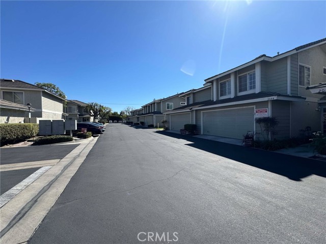 2044 W Hastings Way, Anaheim CA: https://media.crmls.org/medias/796c03c0-f358-4838-8dd0-a278c28aac05.jpg