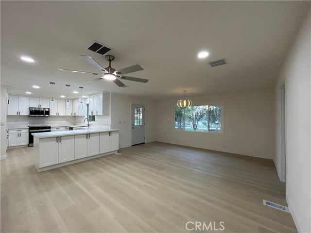 Detail Gallery Image 7 of 26 For 33155 Buckwheat Dr, Menifee,  CA 92584 - 3 Beds | 2 Baths