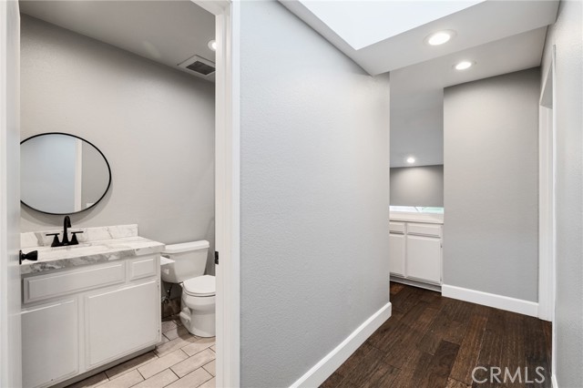 501 Herondo Street, Hermosa Beach, California 90254, 3 Bedrooms Bedrooms, ,2 BathroomsBathrooms,Residential,For Sale,Herondo,SB25176231