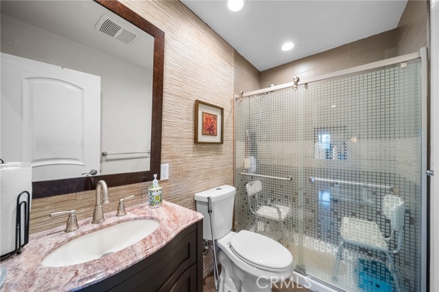 Detail Gallery Image 27 of 51 For 5156 Campo, Woodland Hills,  CA 91364 - 5 Beds | 4 Baths