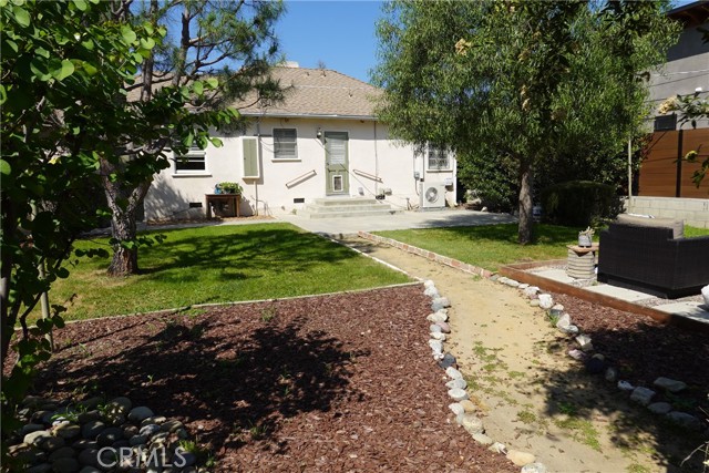 Detail Gallery Image 20 of 23 For 4828 Norwich Ave, Sherman Oaks,  CA 91403 - 2 Beds | 1 Baths