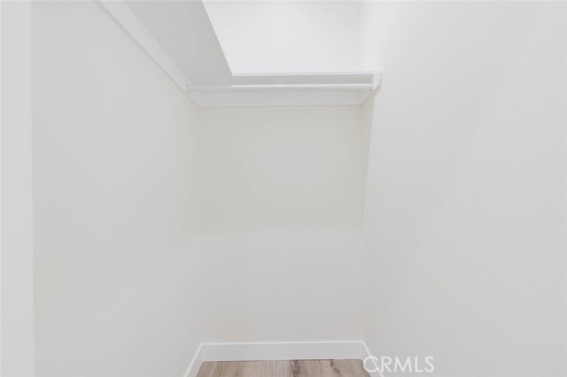 5732 Willowcrest Avenue, 2 photo 19