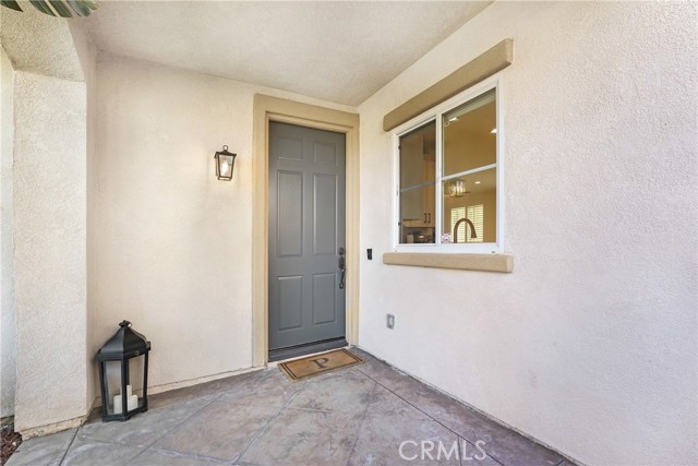 Detail Gallery Image 4 of 34 For 19920 Holly Dr, Saugus,  CA 91350 - 3 Beds | 2/1 Baths