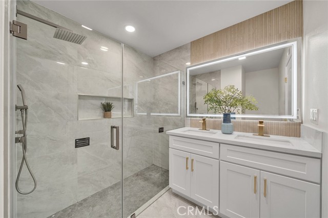14181 Moore Ct., Irvine CA: https://media.crmls.org/medias/79730e14-ebff-4df6-a2ed-89d1ddfc7fac.jpg