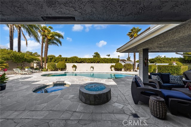 1738 N Ukiah Way, Upland CA: https://media.crmls.org/medias/79733eff-b78d-49ac-8fb8-f2bb68803cd4.jpg