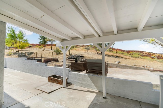 Detail Gallery Image 17 of 25 For 15372 Sandrock Dr, Lake Hughes,  CA 93532 - 3 Beds | 2 Baths