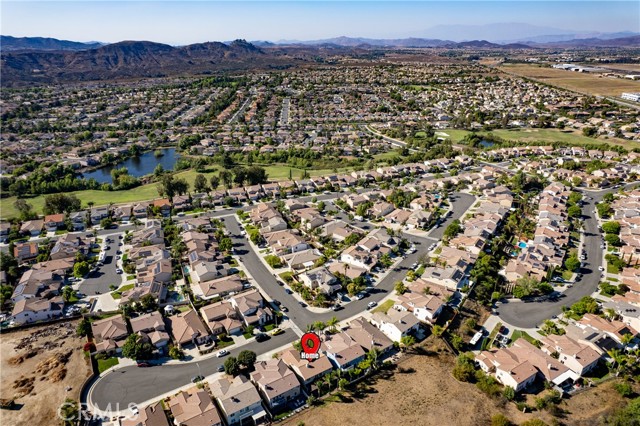 29583 Serenity Ln, Murrieta CA: https://media.crmls.org/medias/79736361-6422-4640-83c9-b5ffd03a904d.jpg