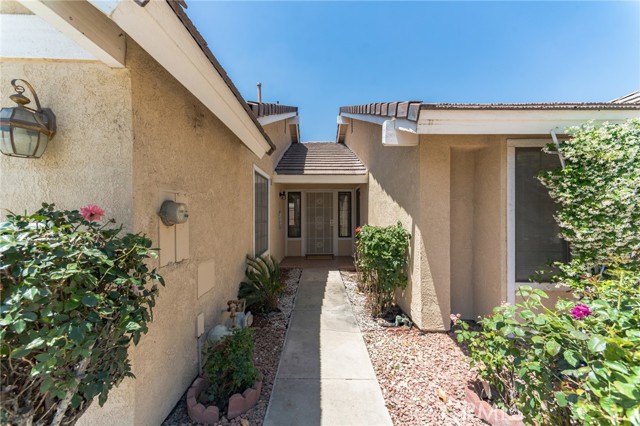 Detail Gallery Image 2 of 20 For 1434 Senator Way, San Jacinto,  CA 92583 - 2 Beds | 2 Baths