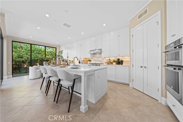 100 Viano, Irvine CA: https://media.crmls.org/medias/7974f0be-95b2-4d4f-9aad-d64b63e9ebea.jpg