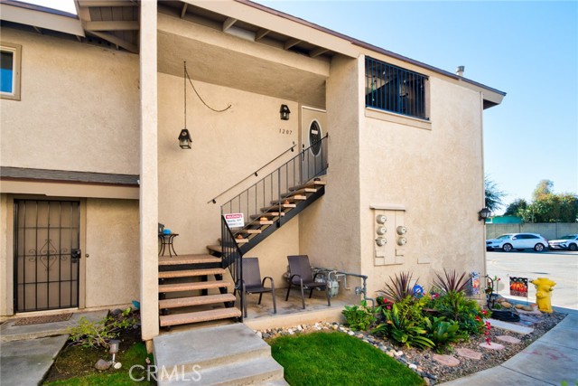 Detail Gallery Image 2 of 39 For 1207 N Kraemer Bld #4,  Placentia,  CA 92870 - 2 Beds | 1 Baths