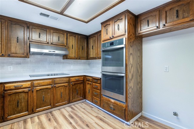 Detail Gallery Image 8 of 20 For 1629 Willow, Clovis,  CA 93612 - 2 Beds | 1/1 Baths