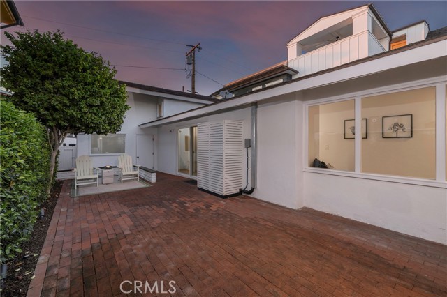 Detail Gallery Image 22 of 23 For 221 Larkspur Ave, Corona Del Mar,  CA 92625 - 4 Beds | 3 Baths