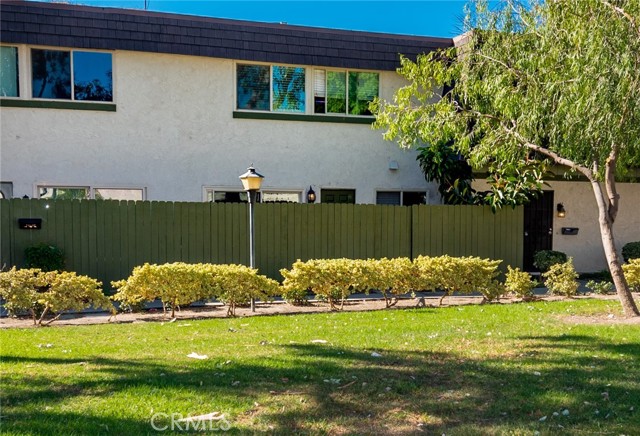 Detail Gallery Image 1 of 1 For 2866 E Frontera St #B,  Anaheim,  CA 92806 - 3 Beds | 1/1 Baths