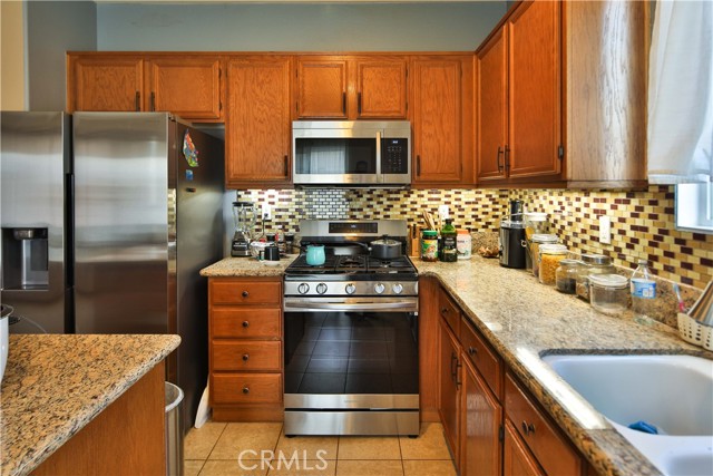 Detail Gallery Image 5 of 15 For 605 Wildrose, San Jacinto,  CA 92582 - 4 Beds | 2 Baths