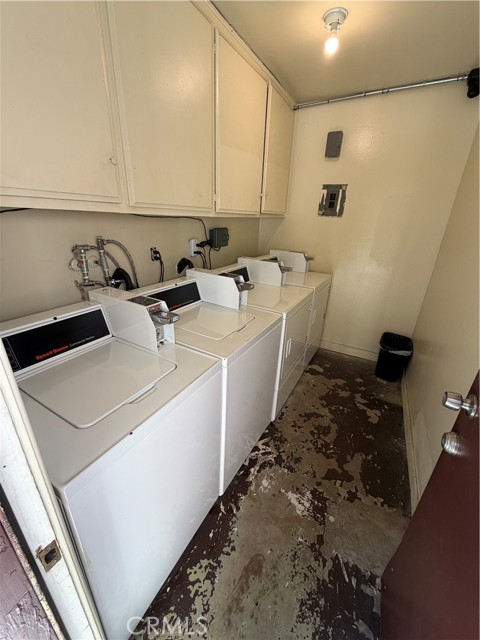 Detail Gallery Image 3 of 9 For 2071 S Nautical, Anaheim,  CA 92802 - – Beds | – Baths