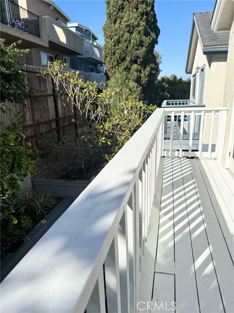 1711 Axenty Way, Redondo Beach, California 90278, 3 Bedrooms Bedrooms, ,2 BathroomsBathrooms,Residential,For Sale,Axenty Way,SB25247458