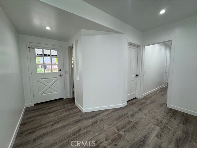 Detail Gallery Image 9 of 22 For 2212 Linda Flora Dr, Los Angeles,  CA 90077 - 3 Beds | 2/1 Baths