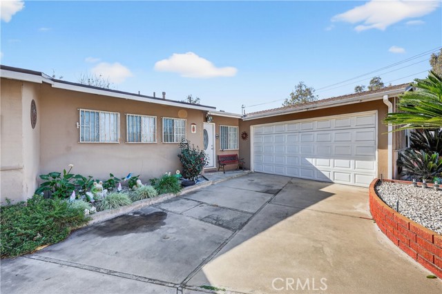 15937 Manzanita, Fontana CA: https://media.crmls.org/medias/79778ee1-f8a2-4448-97ae-f65c1bfb39b1.jpg