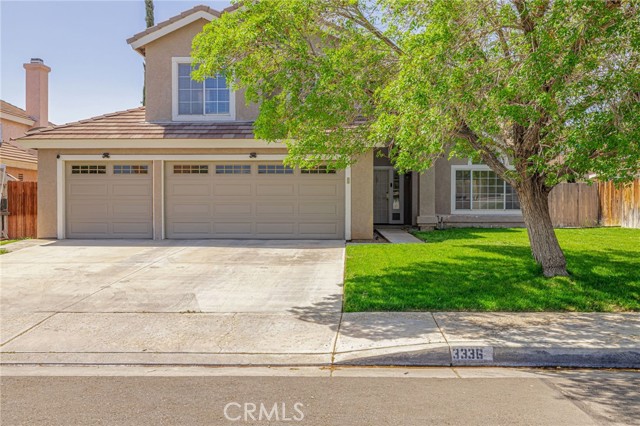Detail Gallery Image 4 of 39 For 3336 E Avenue Q10, Palmdale,  CA 93550 - 4 Beds | 3 Baths