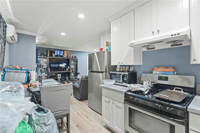 15856 Cadwell Street, La Puente CA: https://media.crmls.org/medias/79787493-6fa0-490e-95b2-ad2410ff2649.jpg
