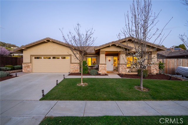 Detail Gallery Image 1 of 1 For 1204 Grassy Hollow Way, Paso Robles,  CA 93446 - 3 Beds | 2 Baths