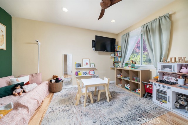 Image 15 of 47 For 2627 Mangrove Way