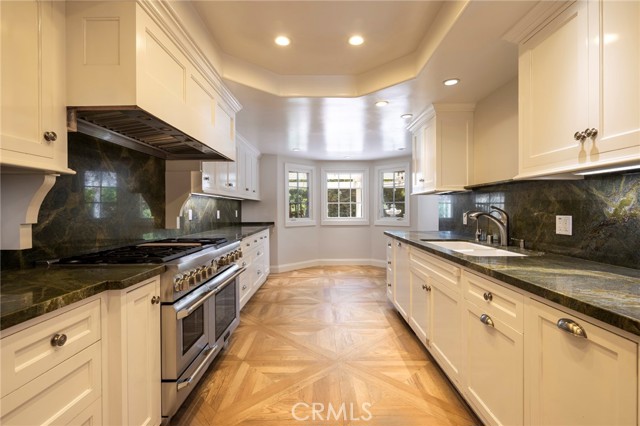 38 Fairway Drive, Manhattan Beach CA: https://media.crmls.org/medias/79799c37-b8fe-48dc-9249-e65ca7b9bafa.jpg