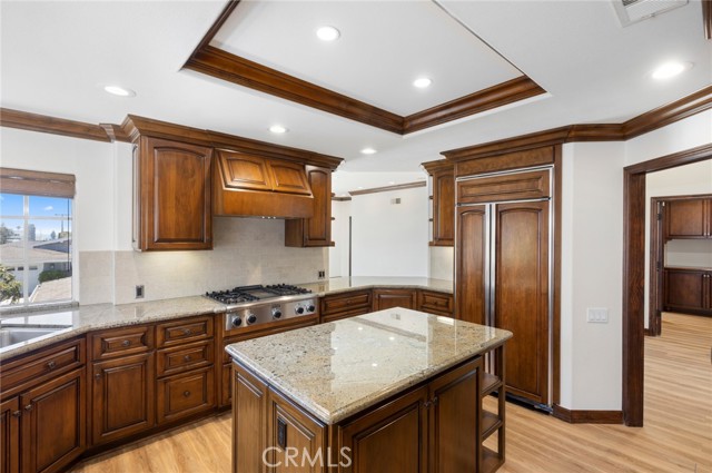 3611 Daffodil Avenue, Corona del Mar CA: https://media.crmls.org/medias/797b1a07-9280-4ab8-ac43-b1099d937a9d.jpg