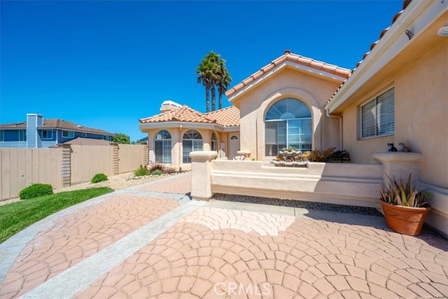 Detail Gallery Image 5 of 37 For 1015 Butterfly Ct, Santa Maria,  CA 93455 - 3 Beds | 2 Baths